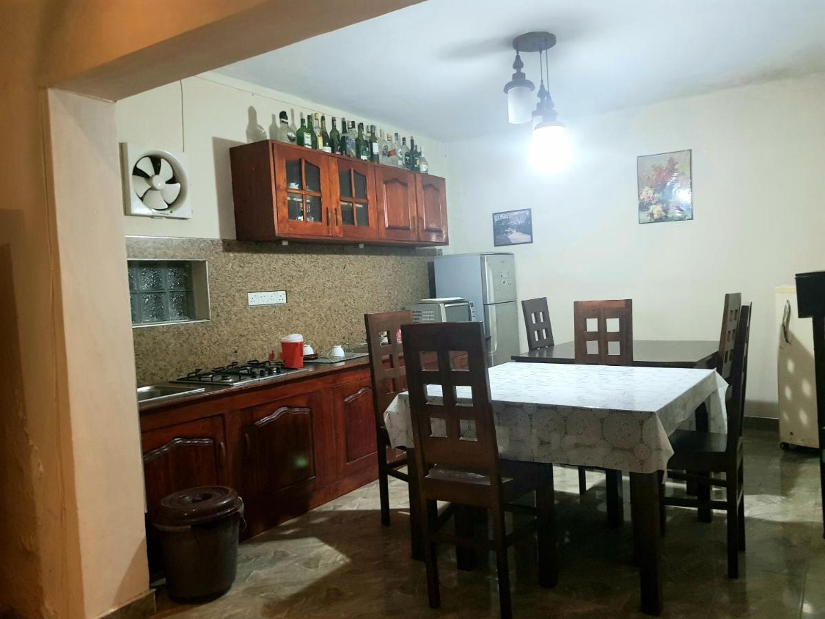 Mount View Inn Канди Экстерьер фото